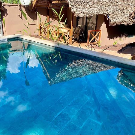 La Perle Rare De Nosy Be Hotel Ambatoloaka  Kültér fotó
