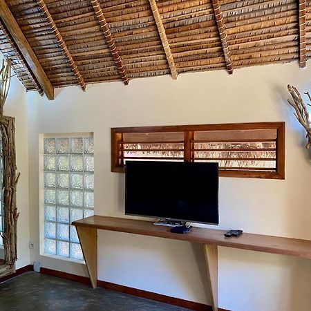 La Perle Rare De Nosy Be Hotel Ambatoloaka  Kültér fotó