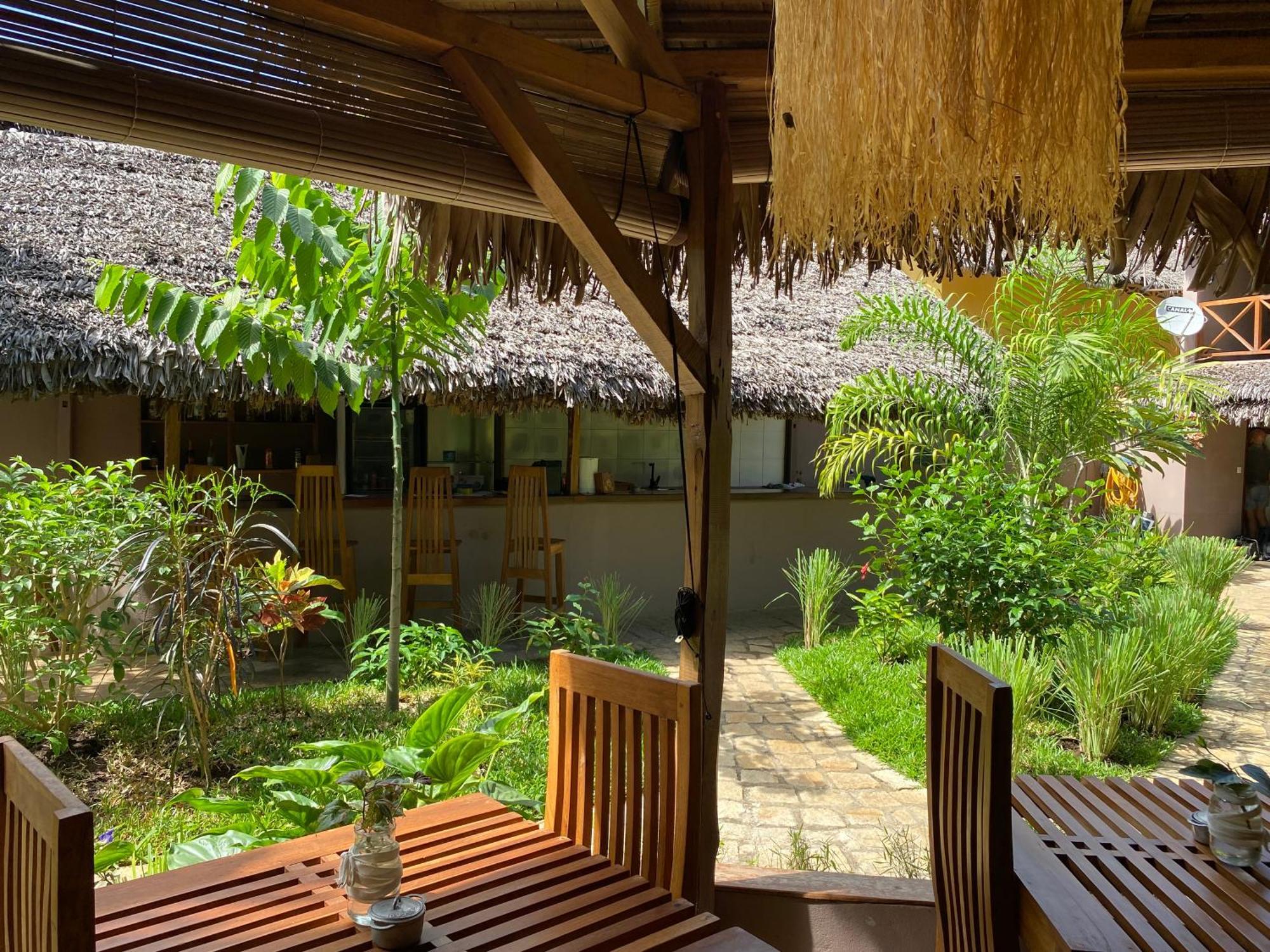 La Perle Rare De Nosy Be Hotel Ambatoloaka  Kültér fotó