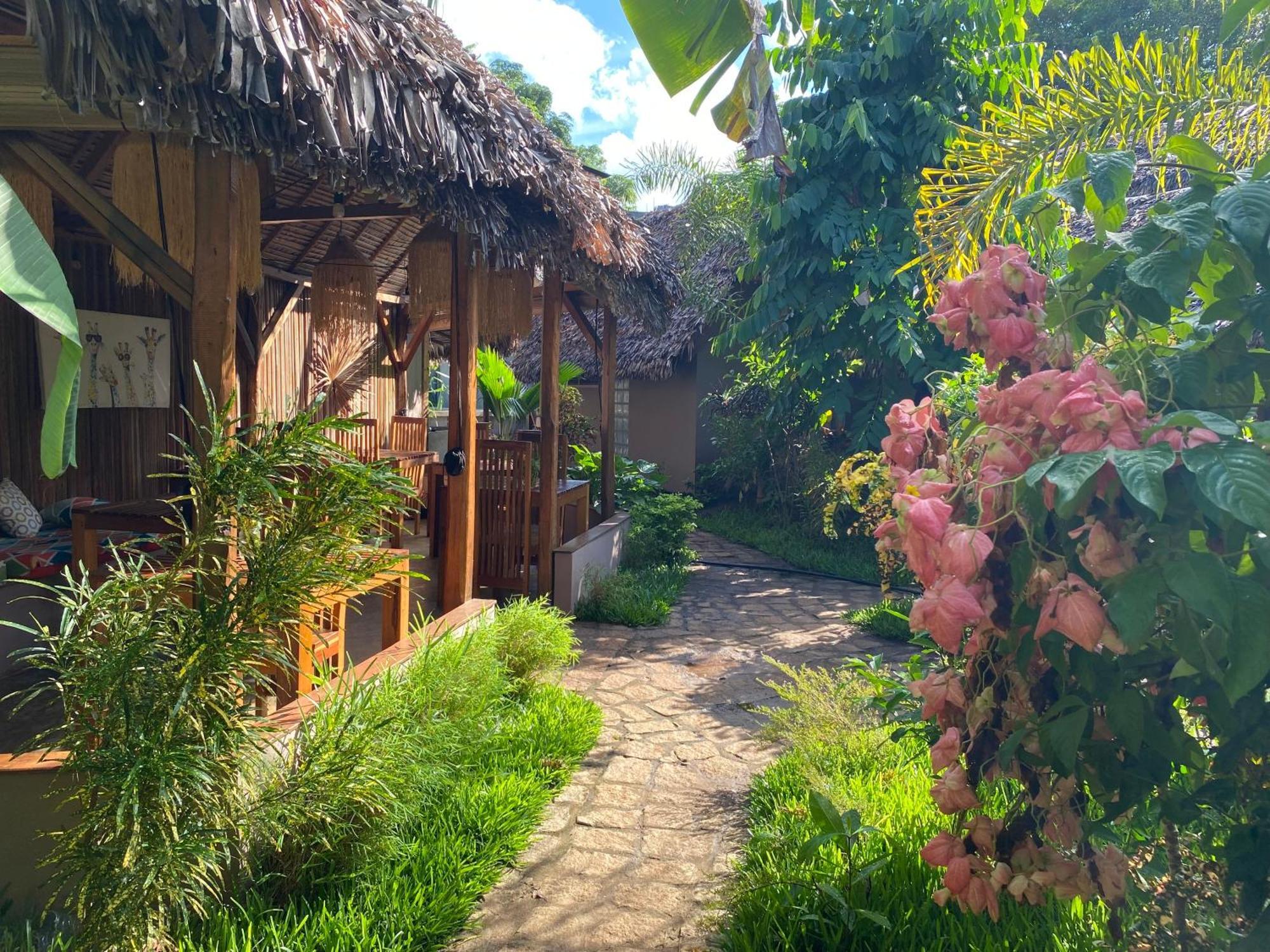 La Perle Rare De Nosy Be Hotel Ambatoloaka  Kültér fotó