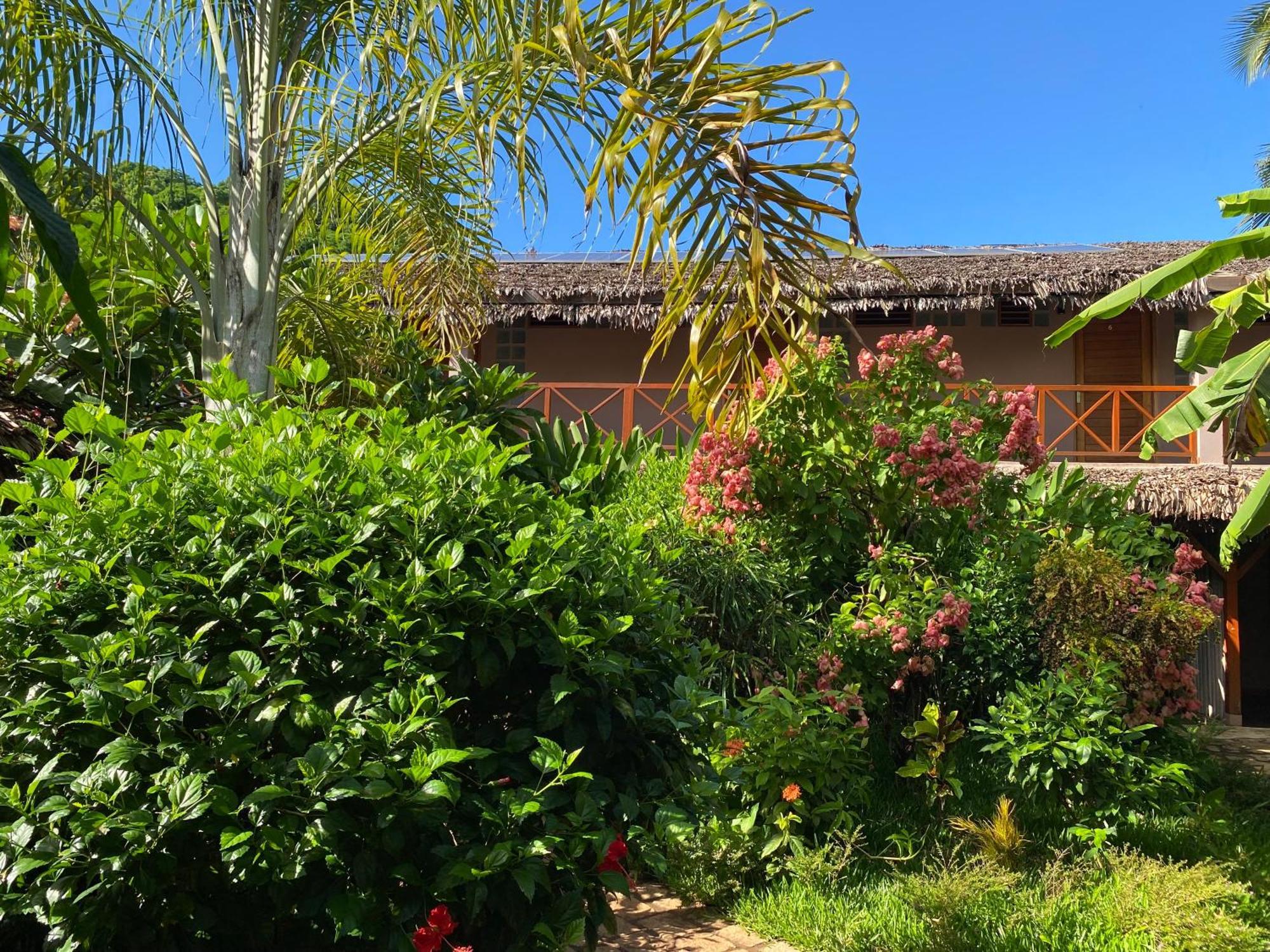 La Perle Rare De Nosy Be Hotel Ambatoloaka  Kültér fotó
